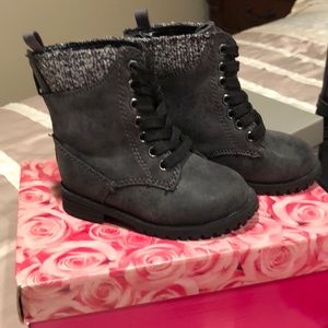 Girls boot